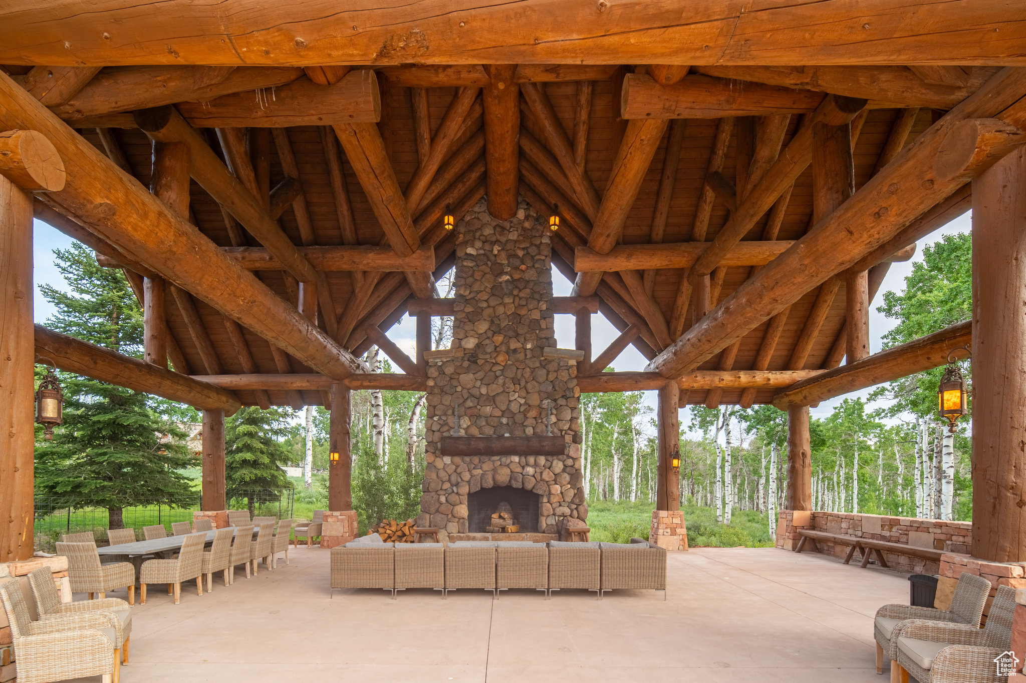 WOLF CREEK RANCH - Residential