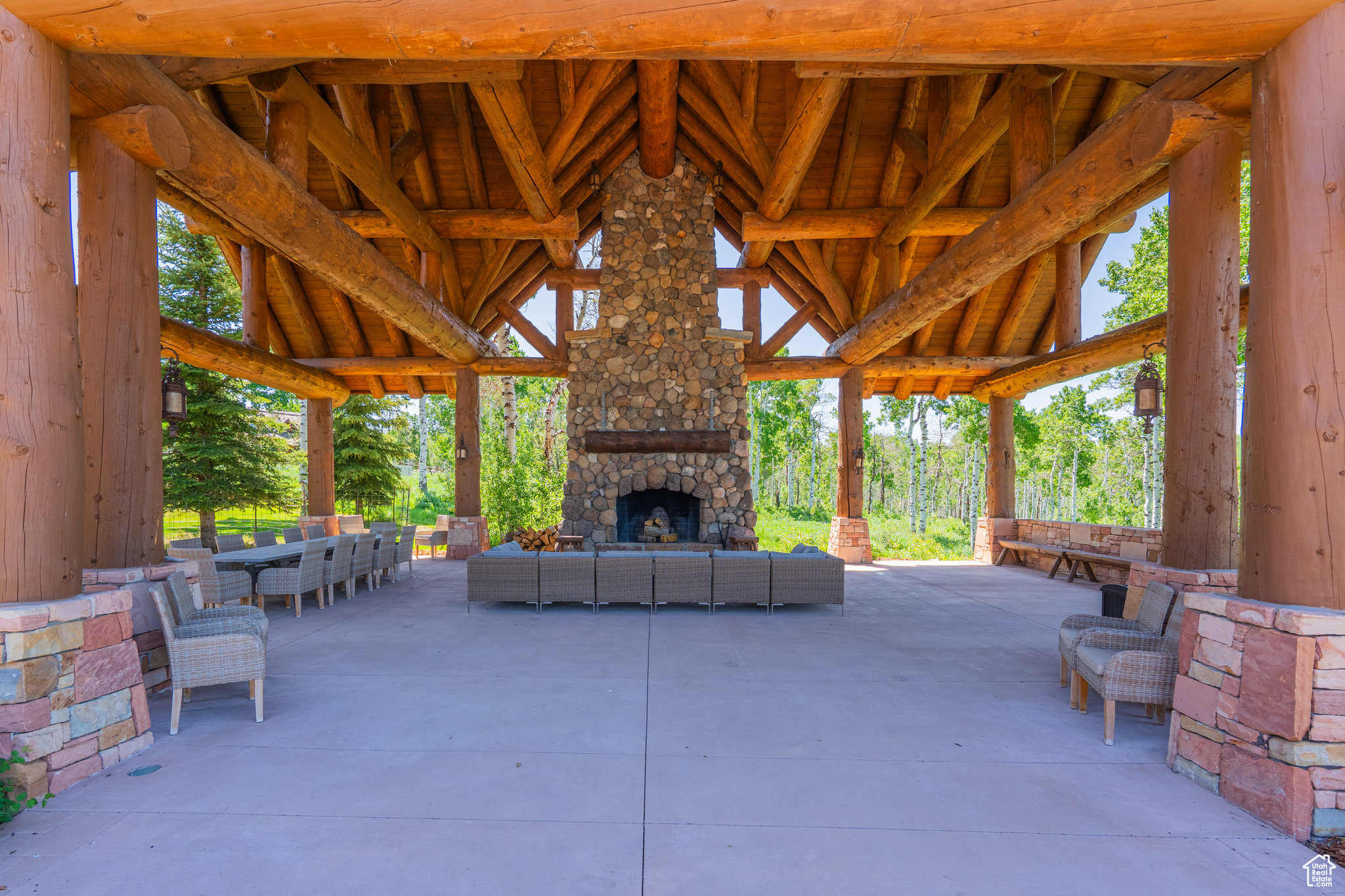 WOLF CREEK RANCH - Residential