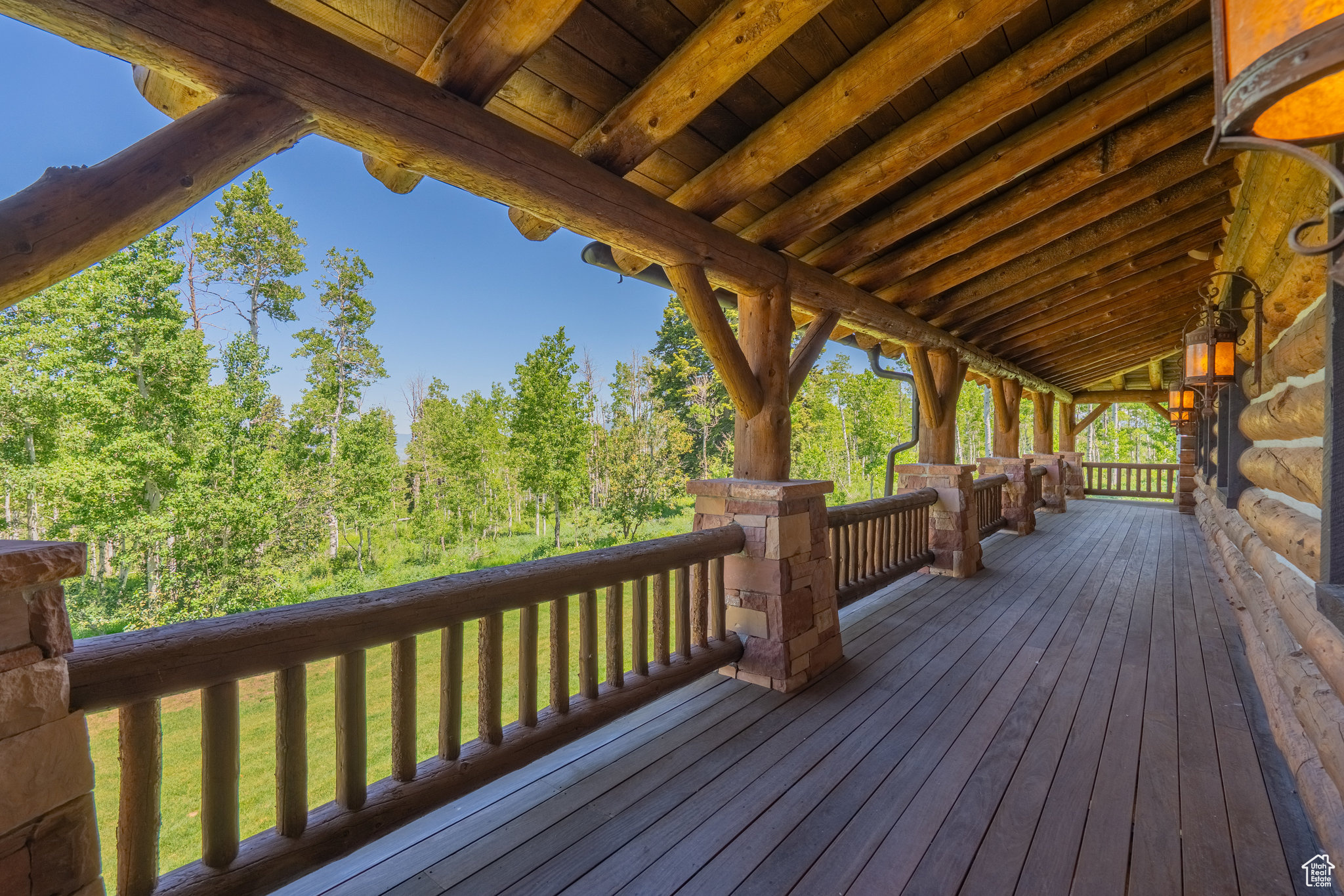 WOLF CREEK RANCH - Residential