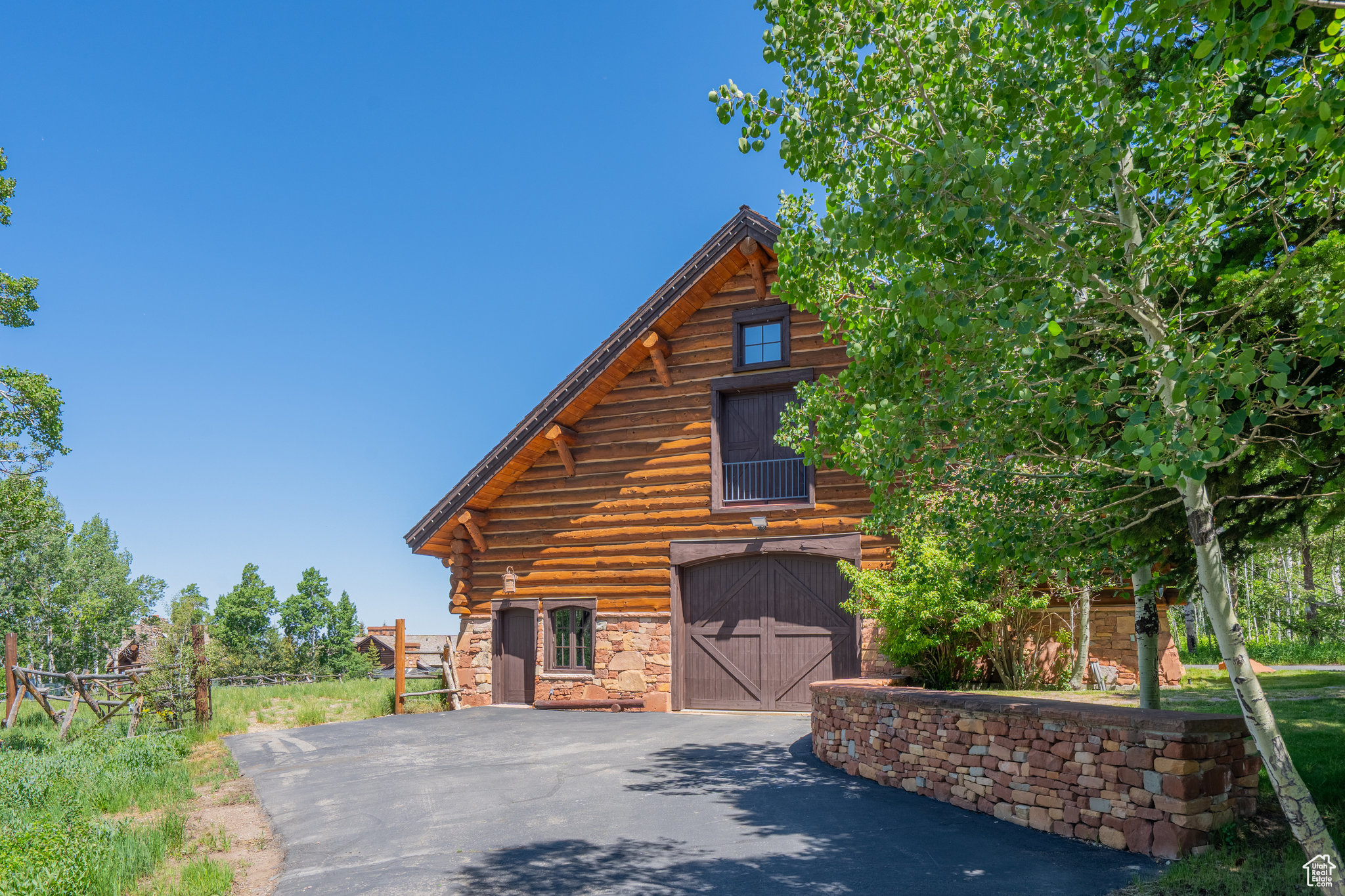 WOLF CREEK RANCH - Residential