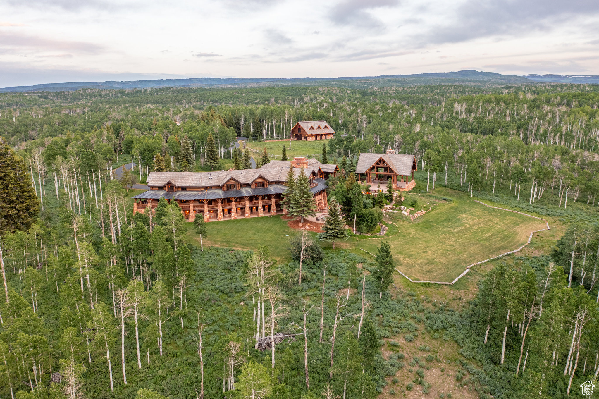 WOLF CREEK RANCH - Residential