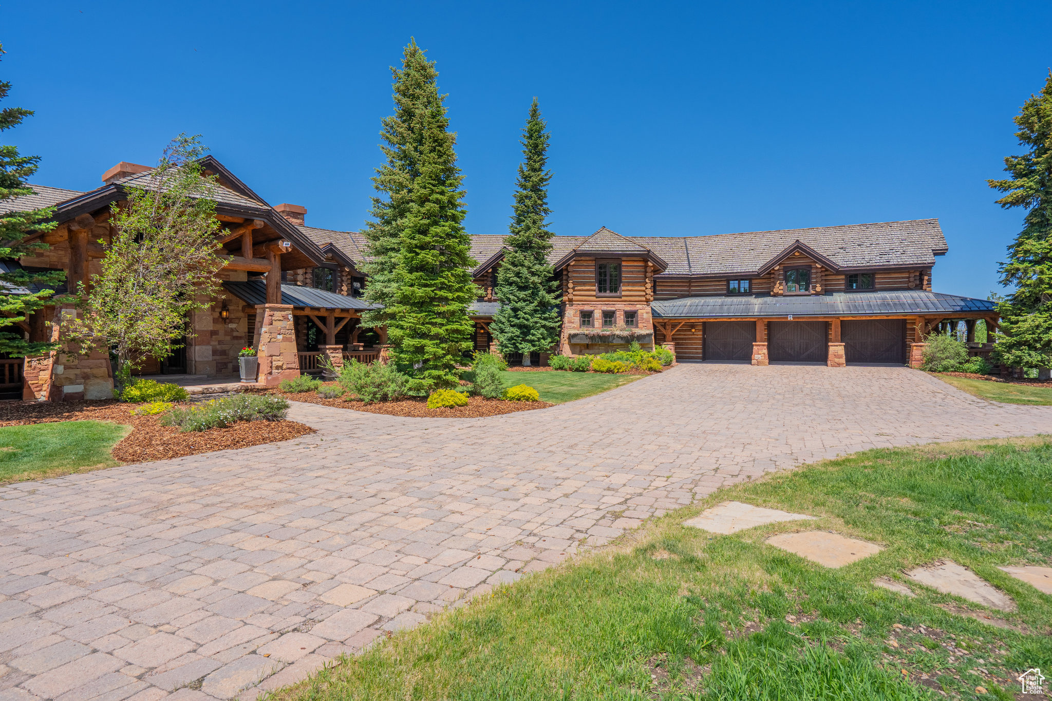 WOLF CREEK RANCH - Residential