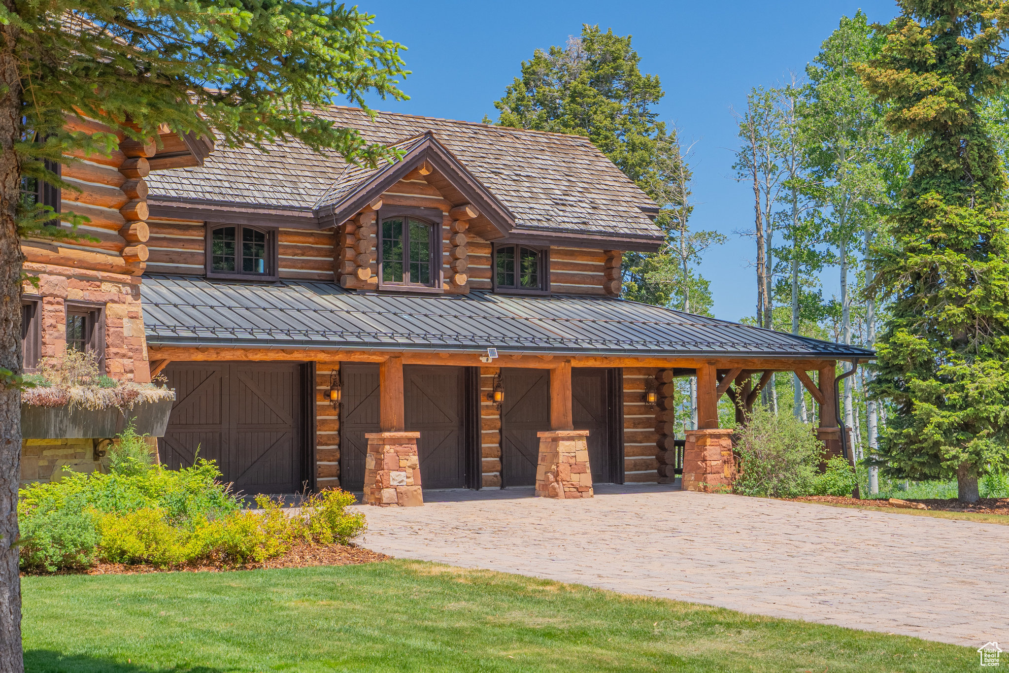 WOLF CREEK RANCH - Residential