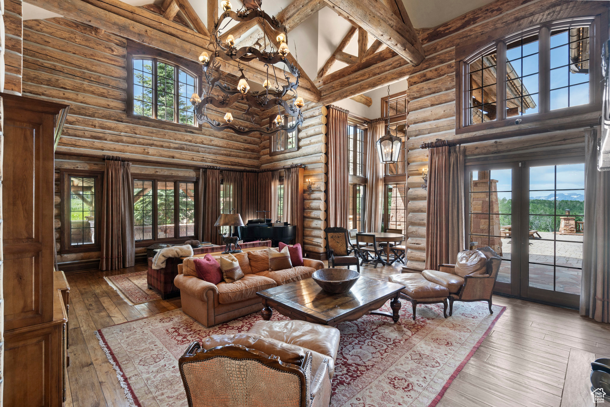 WOLF CREEK RANCH - Residential