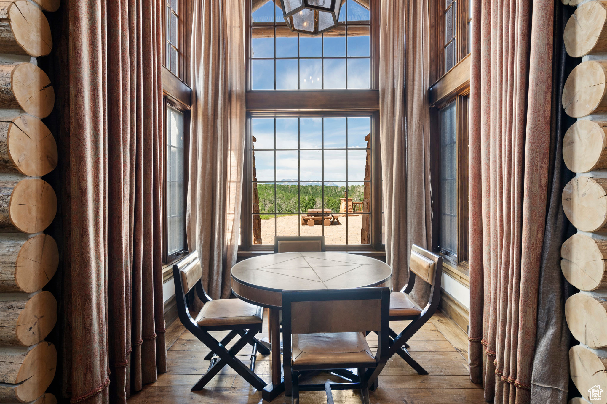 WOLF CREEK RANCH - Residential