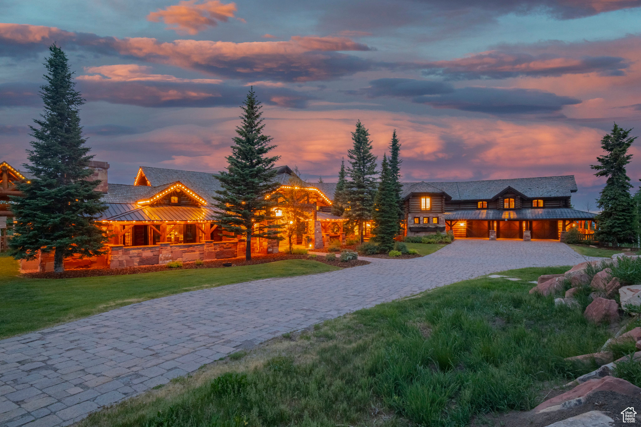 WOLF CREEK RANCH - Residential