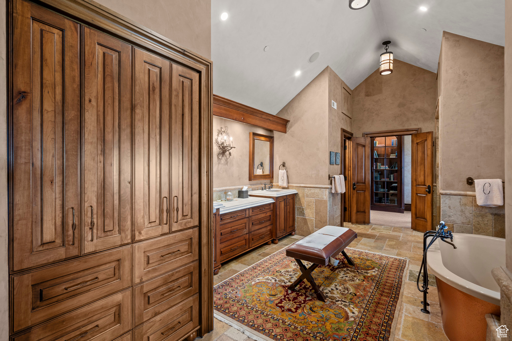 WOLF CREEK RANCH - Residential