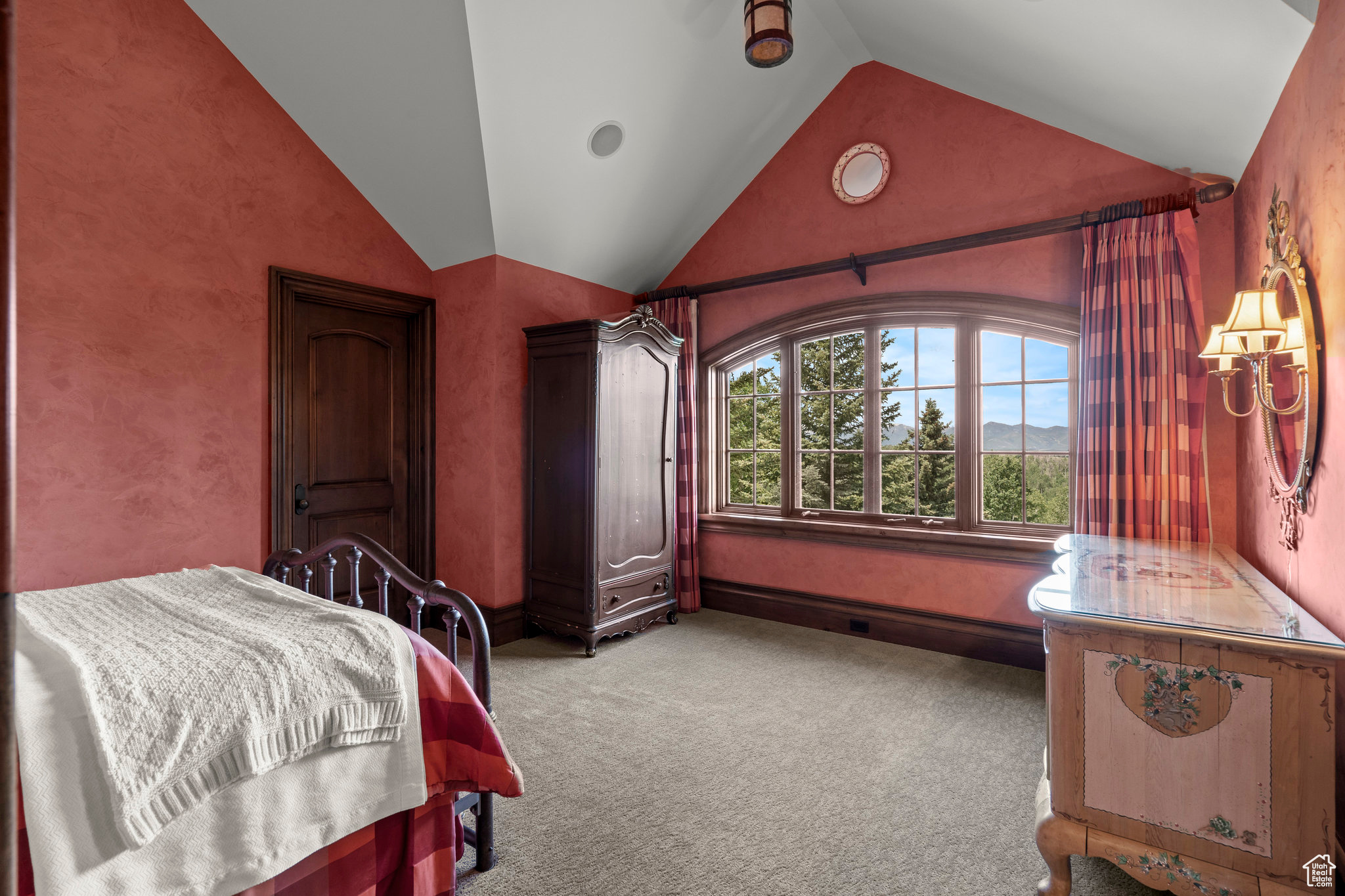 WOLF CREEK RANCH - Residential