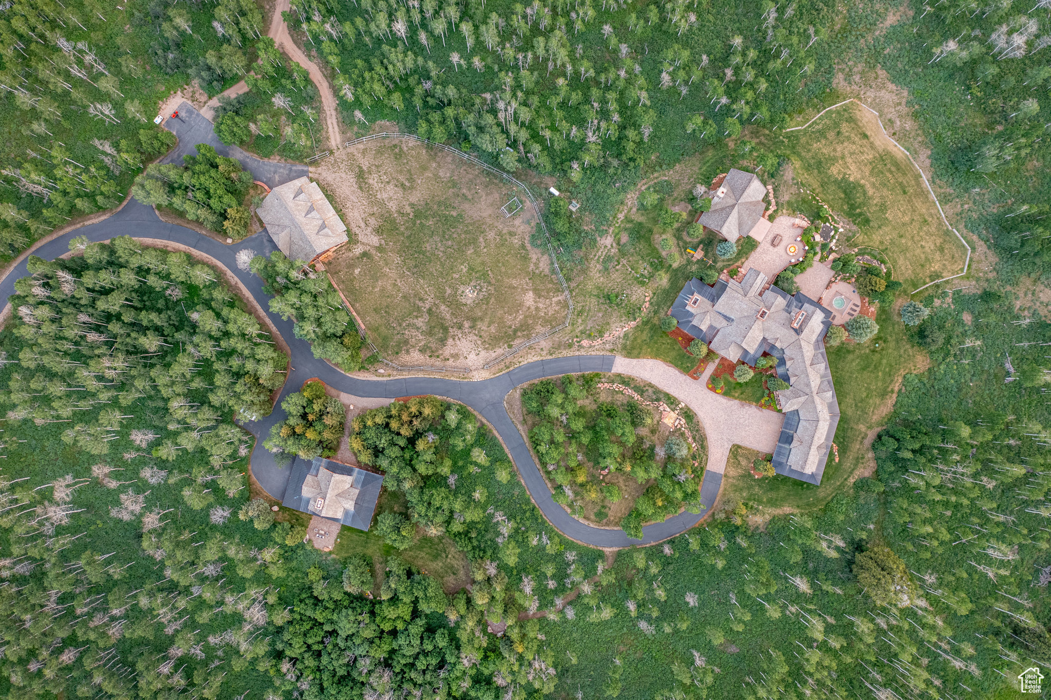 WOLF CREEK RANCH - Residential