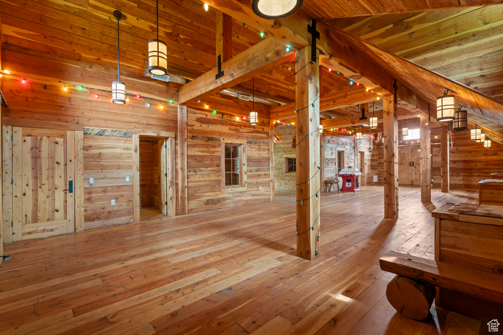 WOLF CREEK RANCH - Residential