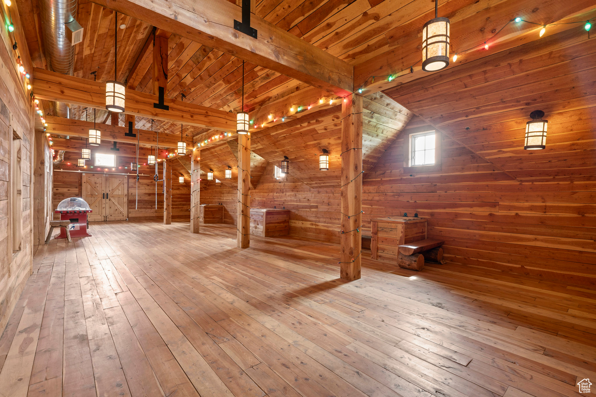 WOLF CREEK RANCH - Residential