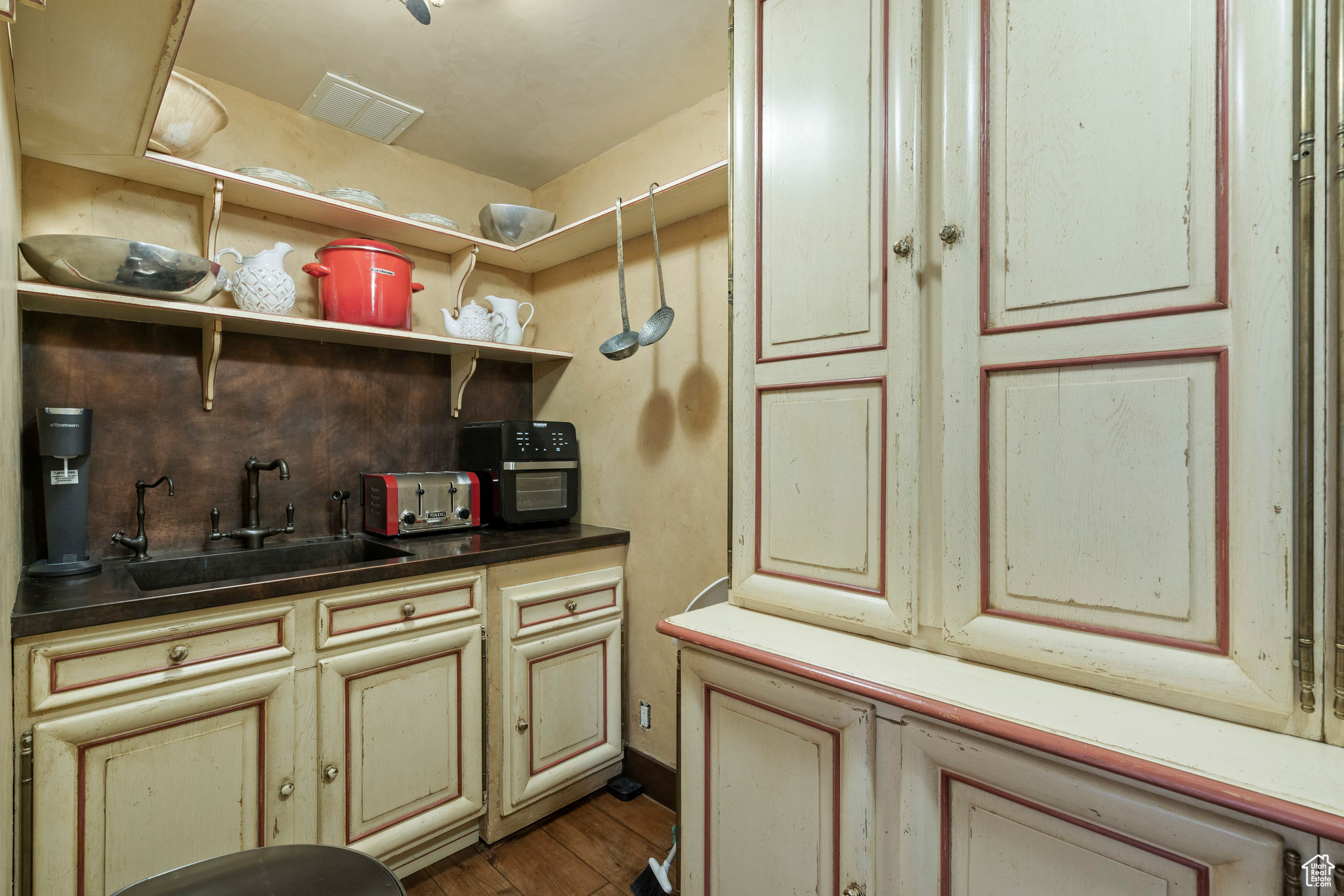 WOLF CREEK RANCH - Residential