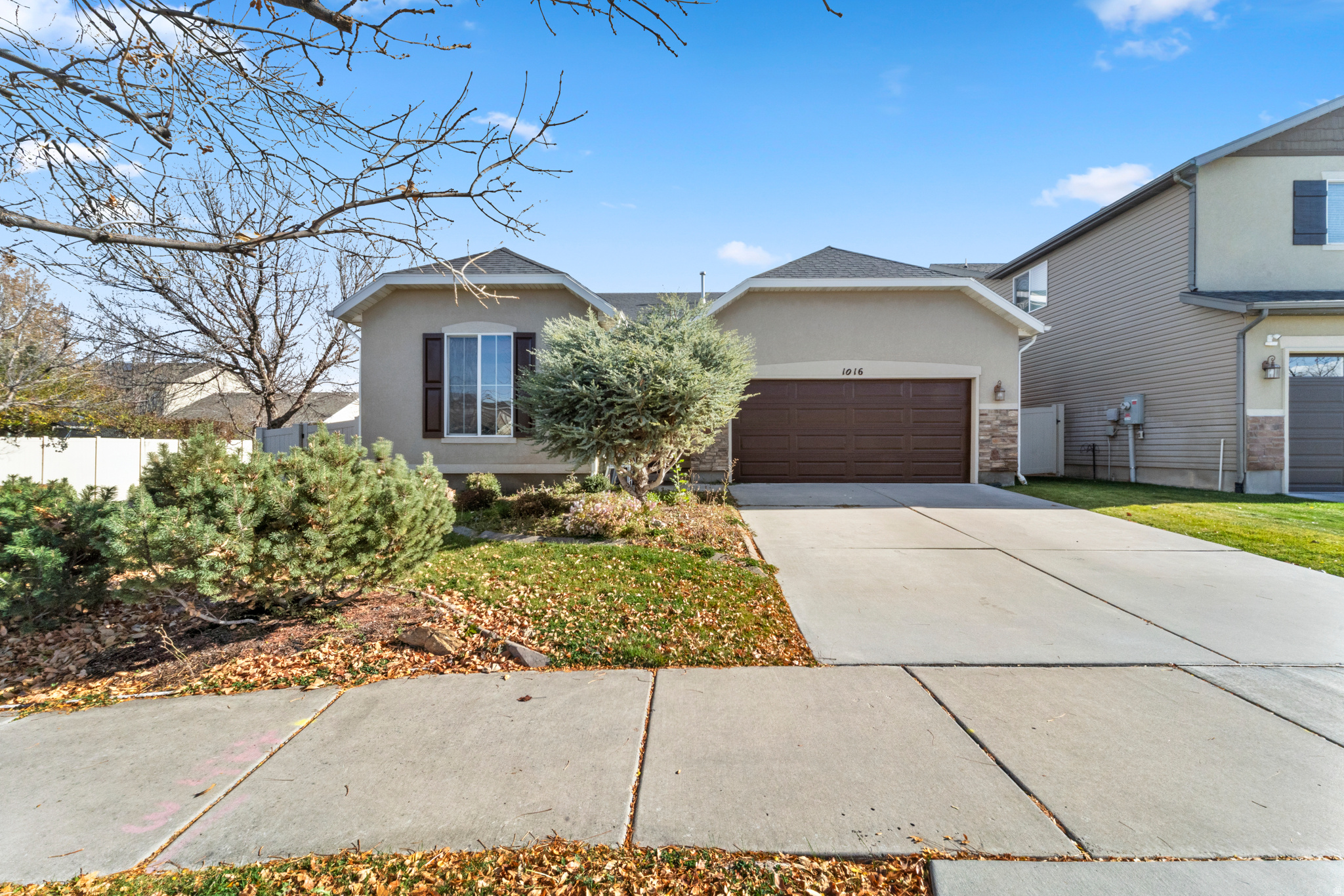 FOXBORO NORTH - Residential