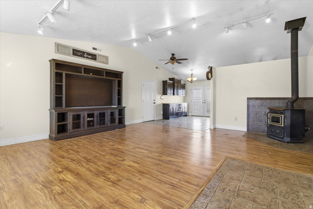 OAKER HILLS - Residential