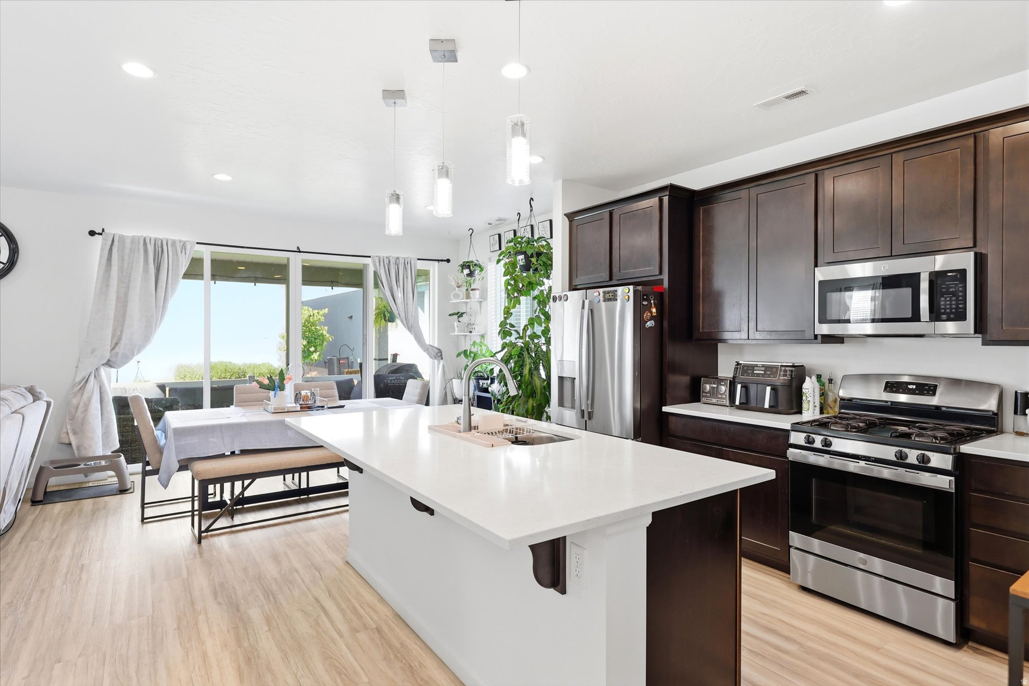 HIDDEN SPRINGS - Residential
