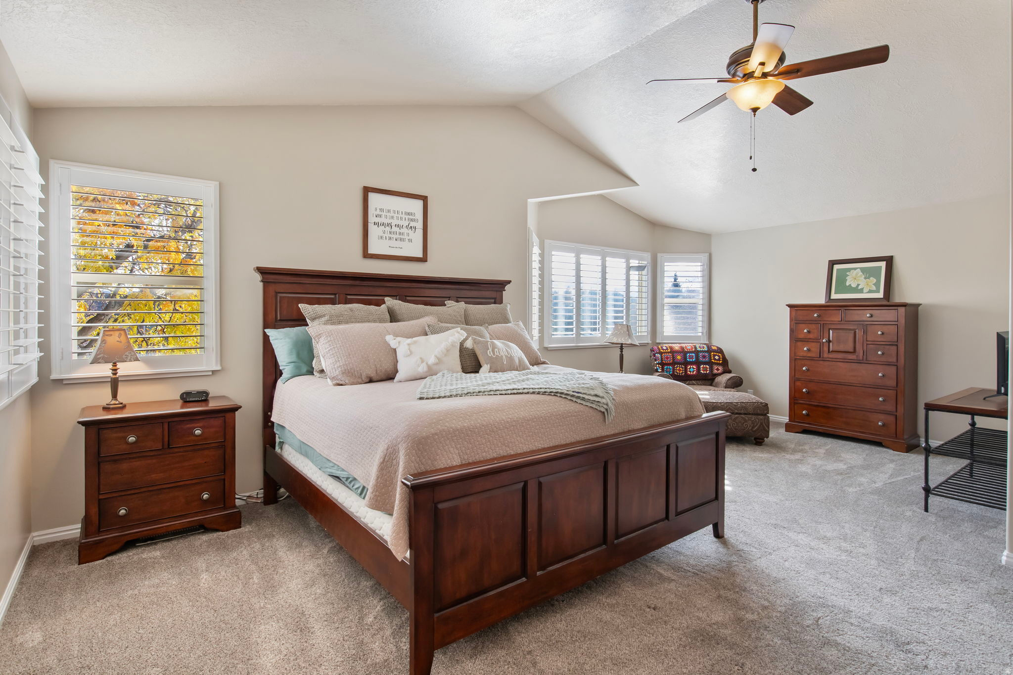 LINCOLN ESTATES - Residential