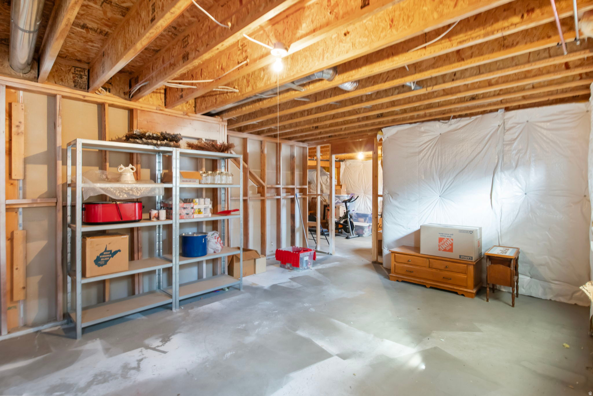 LINCOLN ESTATES - Residential