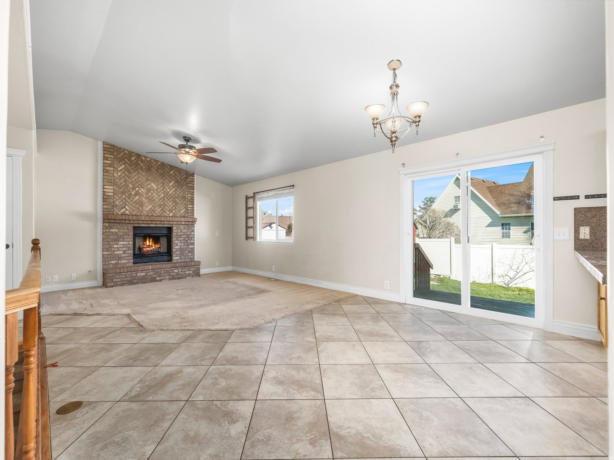 LAKESIDE - Residential