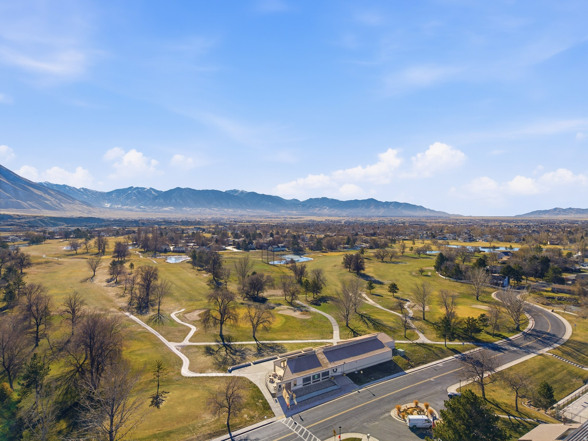 LAKESIDE - Residential