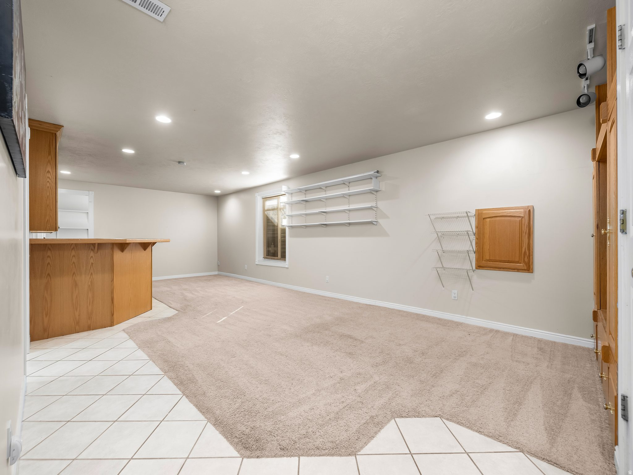 LAKESIDE - Residential