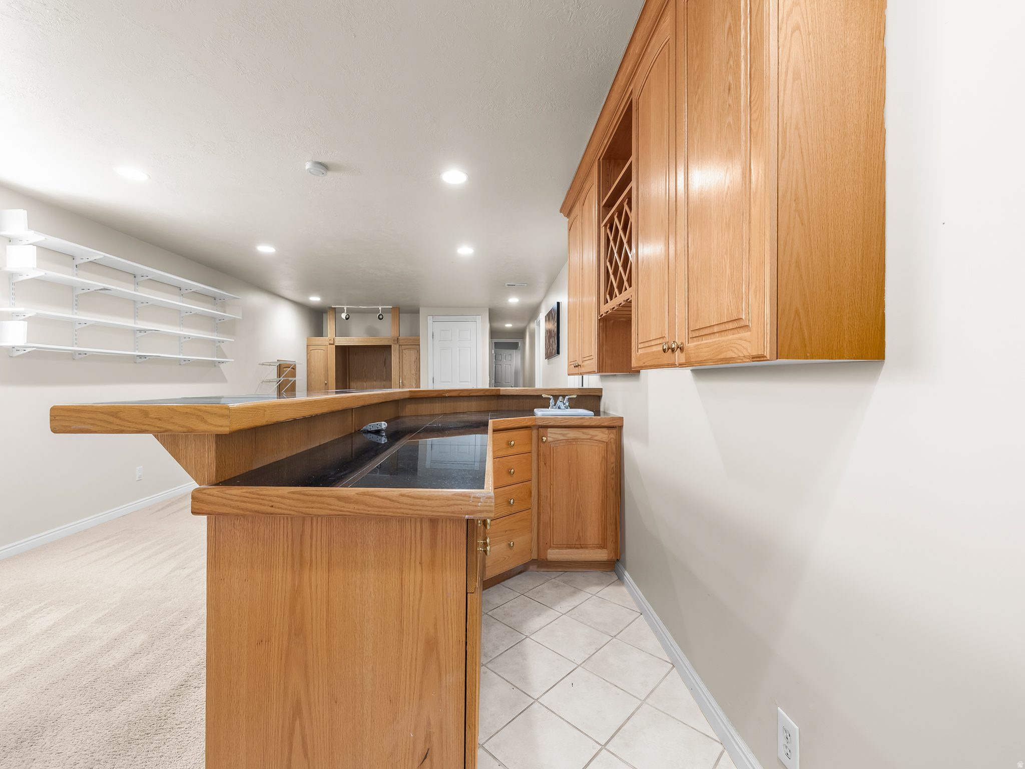 LAKESIDE - Residential