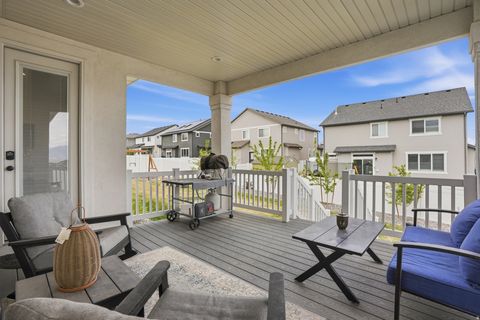 Tiny photo for 6638 W BRAEBURN WAY S, West Jordan, UT 84081 (MLS # 2147805)