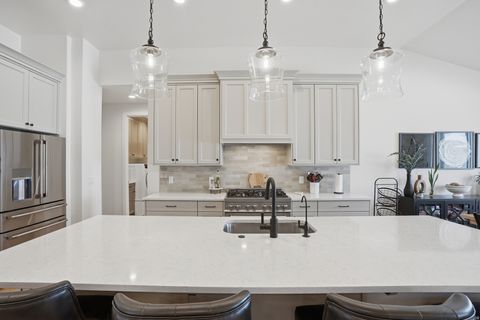 Tiny photo for 6638 W BRAEBURN WAY S, West Jordan, UT 84081 (MLS # 2147805)