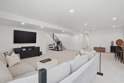 Tiny photo for 6638 W BRAEBURN WAY S, West Jordan, UT 84081 (MLS # 2147805)