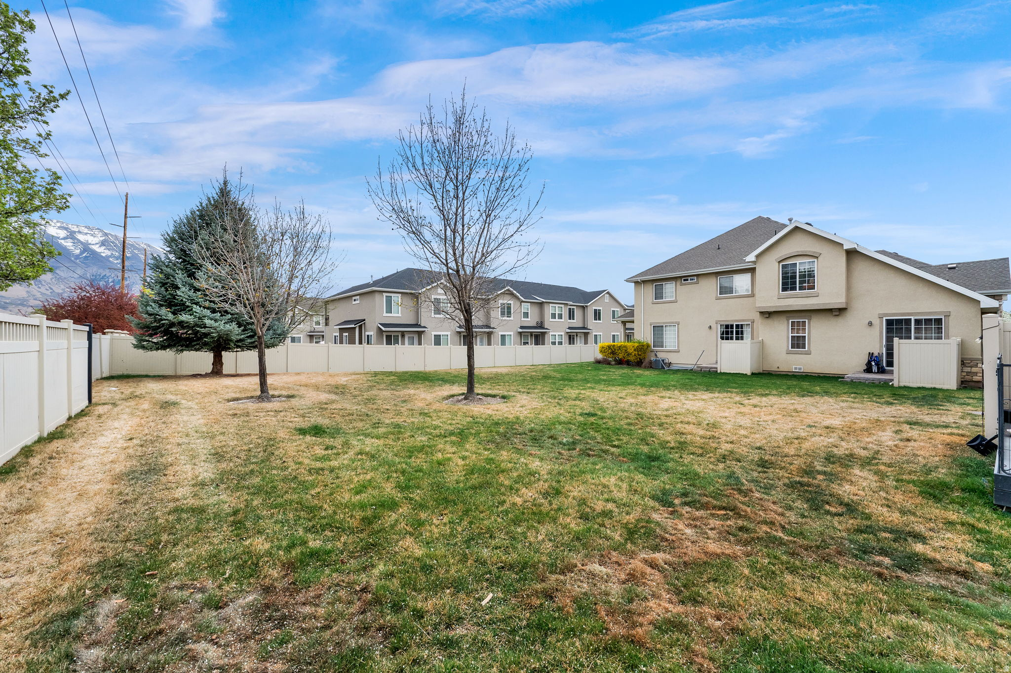 HAYMAKER RETREAT CONDO'S - Residential