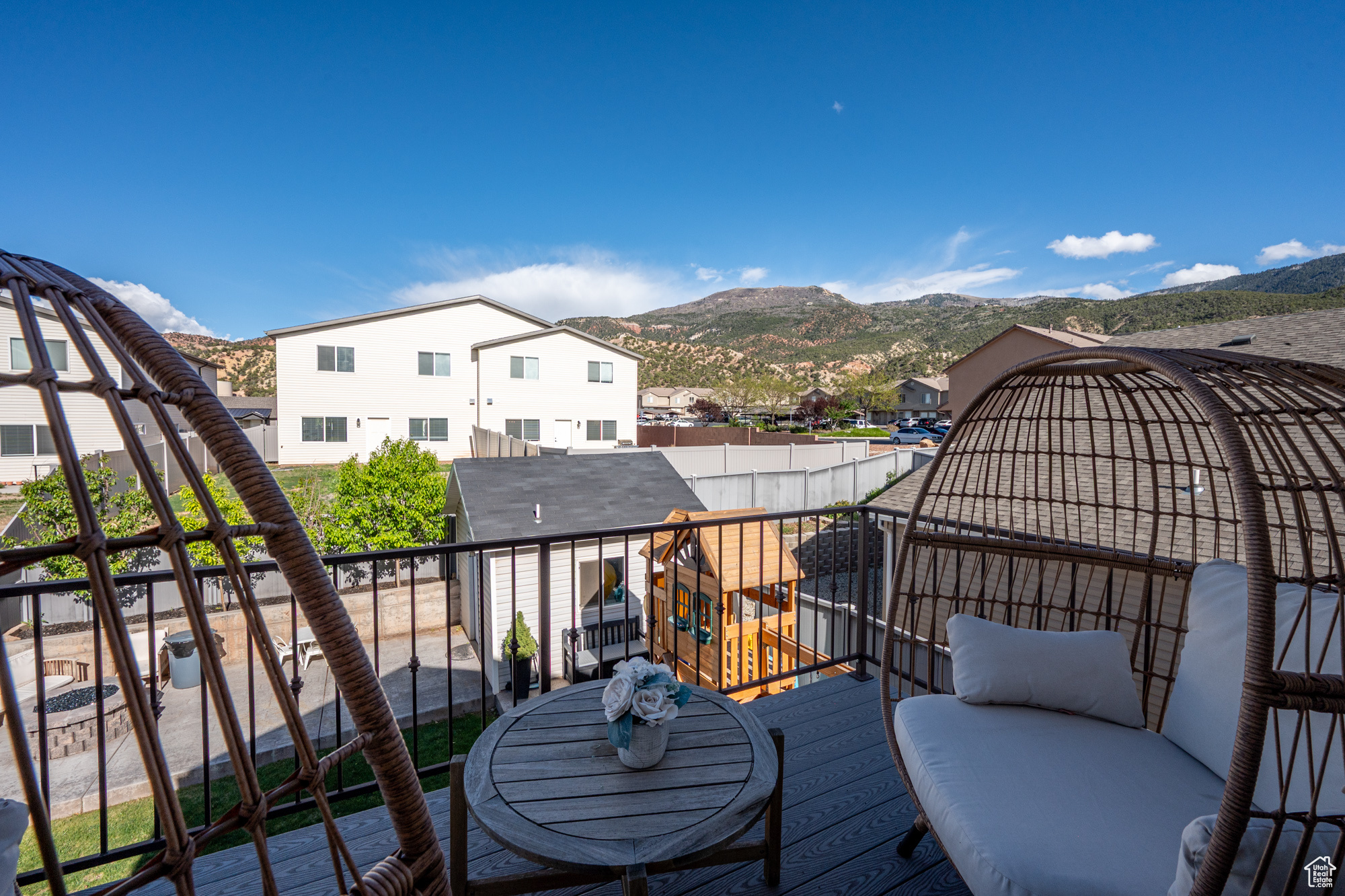 MOUNTAIN VISTA - Residential Income