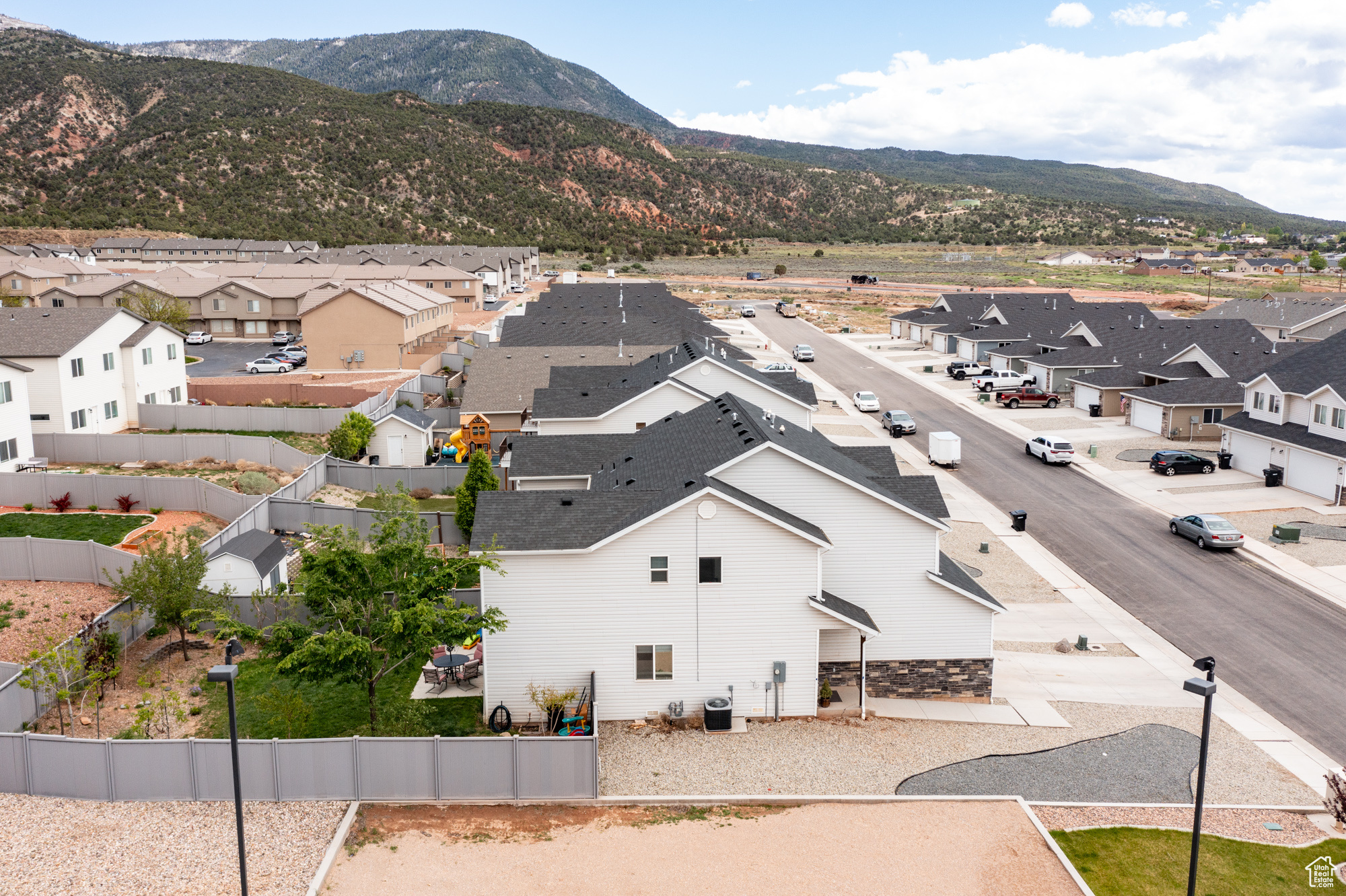 MOUNTAIN VISTA - Residential Income