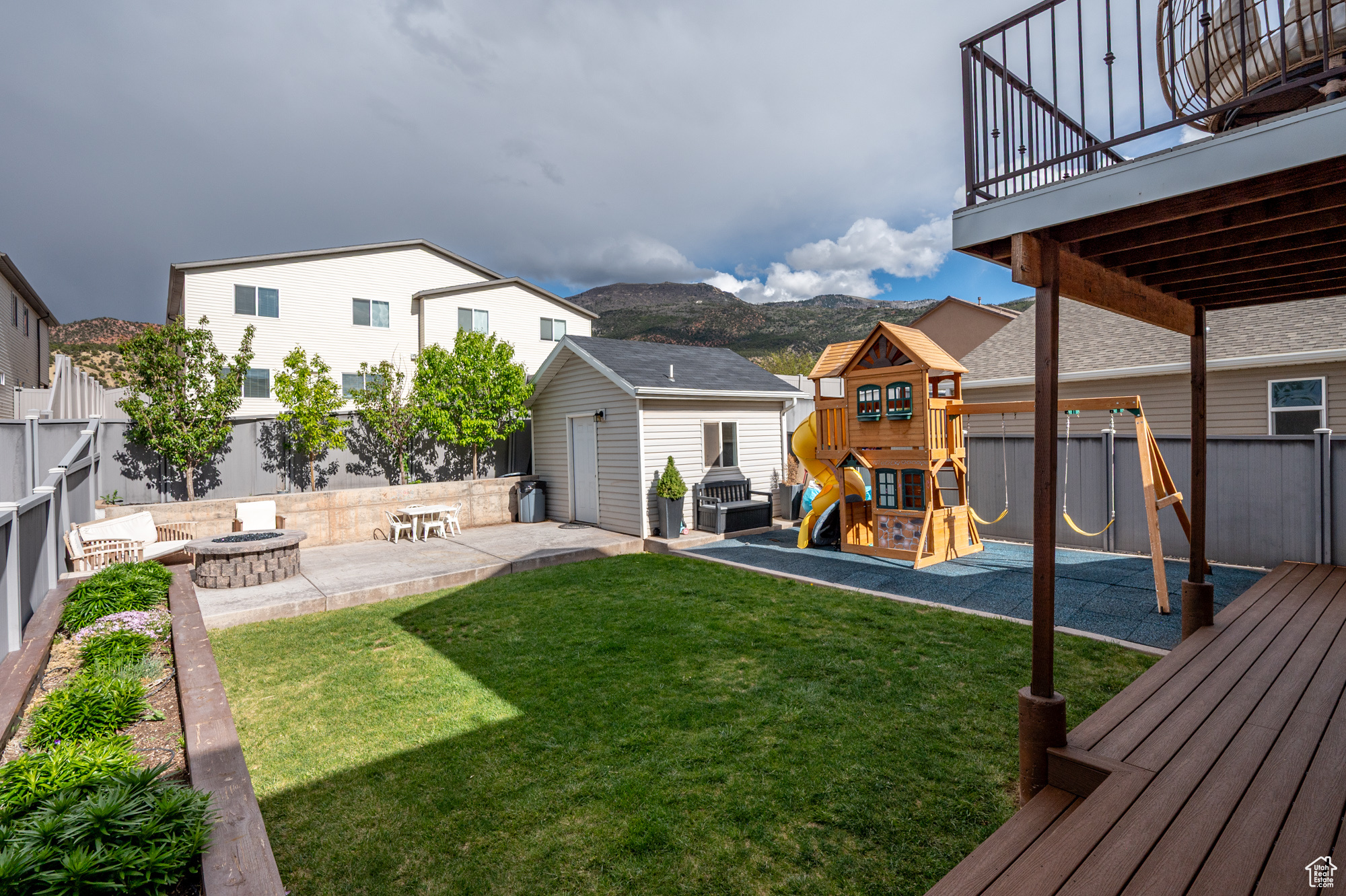 MOUNTAIN VISTA - Residential Income