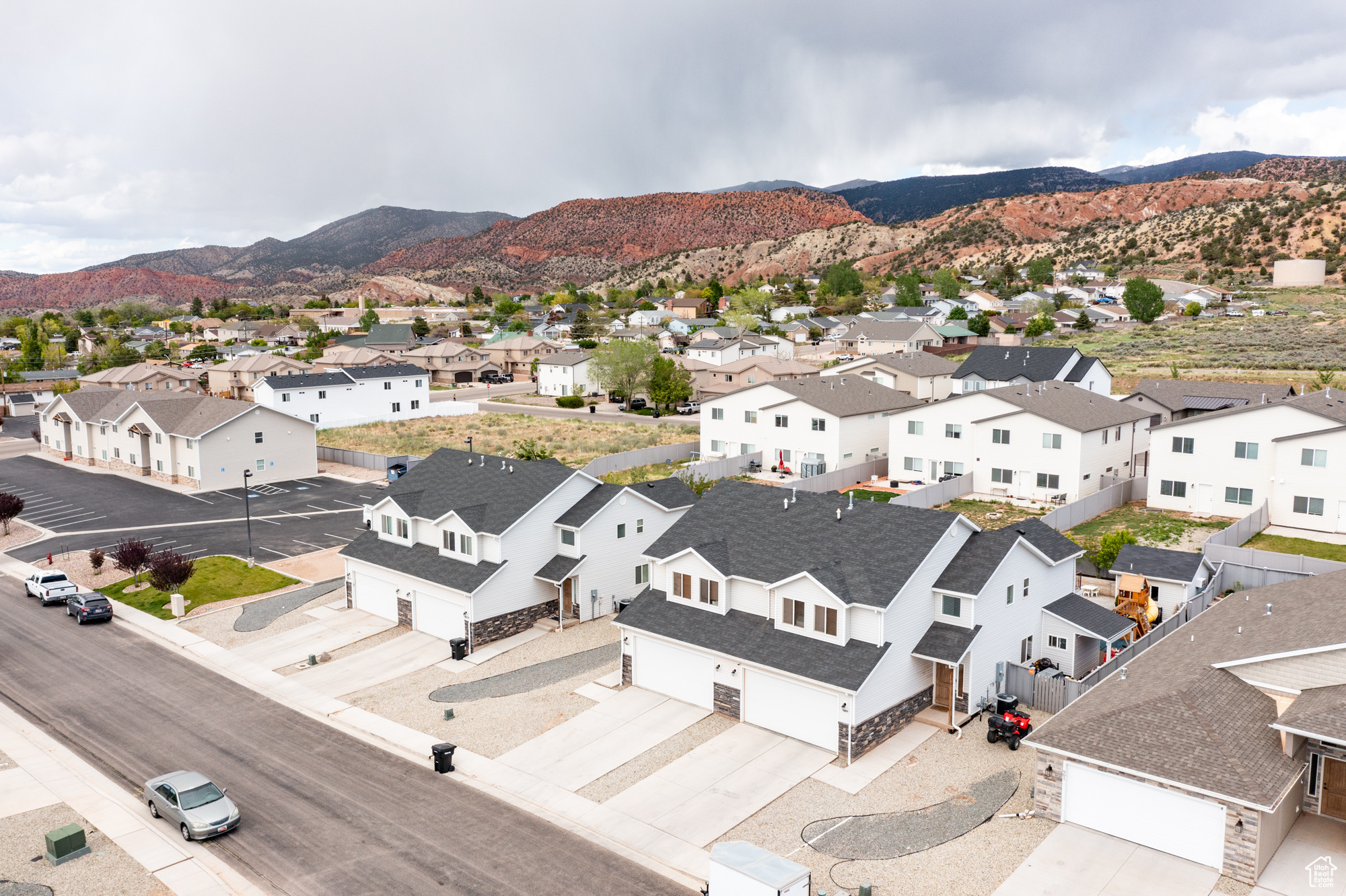 MOUNTAIN VISTA - Residential Income
