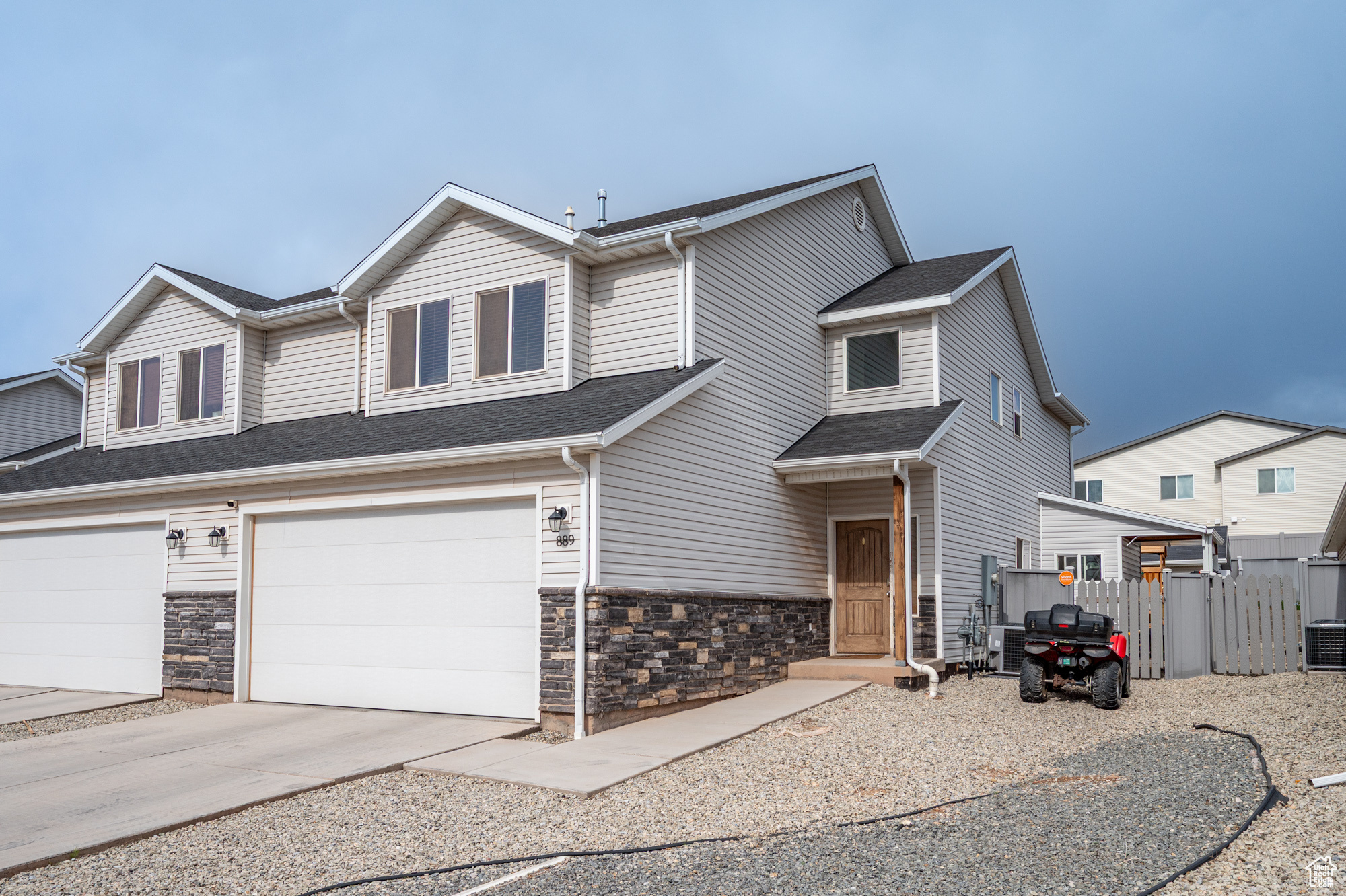 MOUNTAIN VISTA - Residential Income