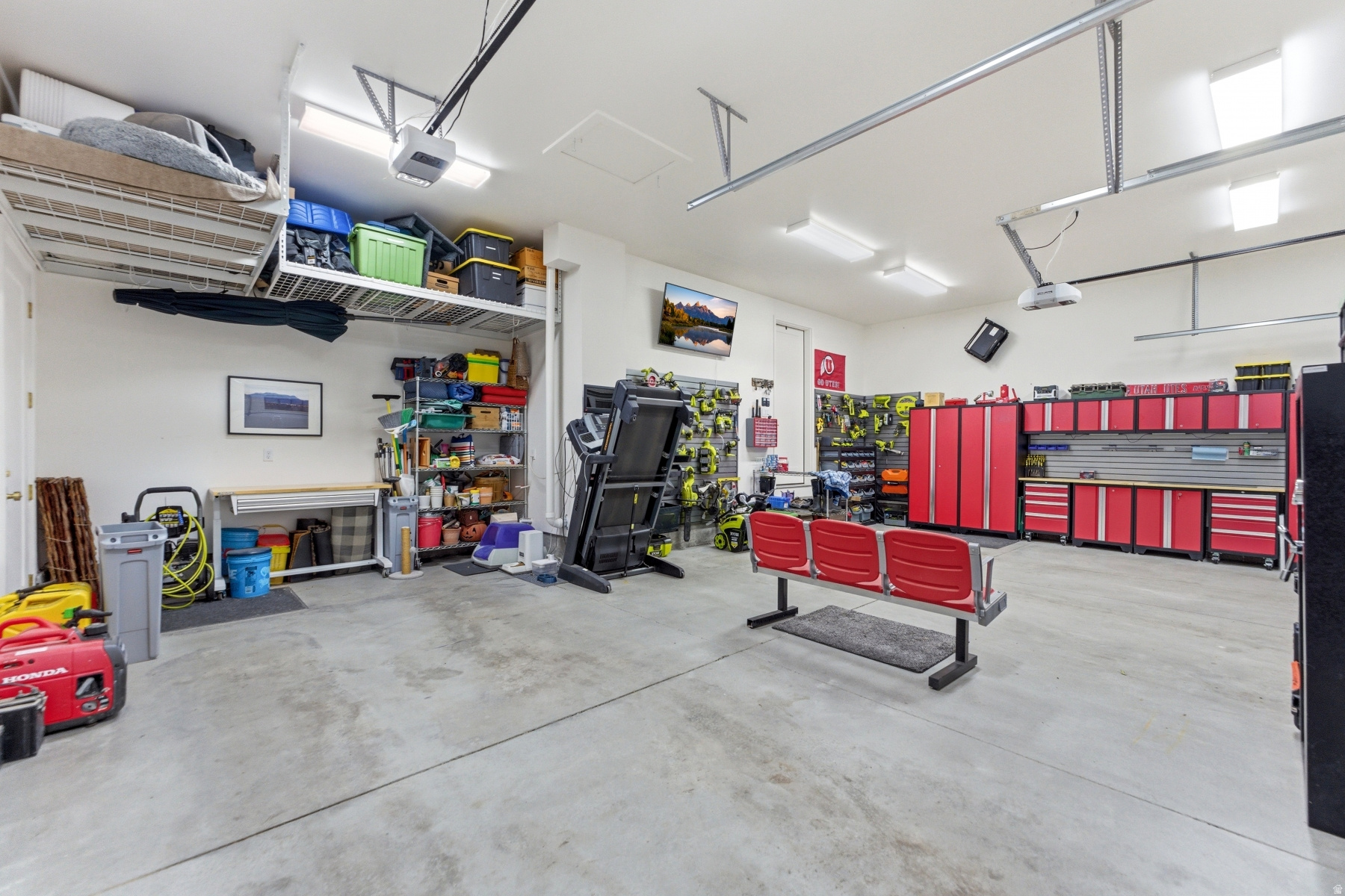 CENTER CREEK MEADOWS - Residential