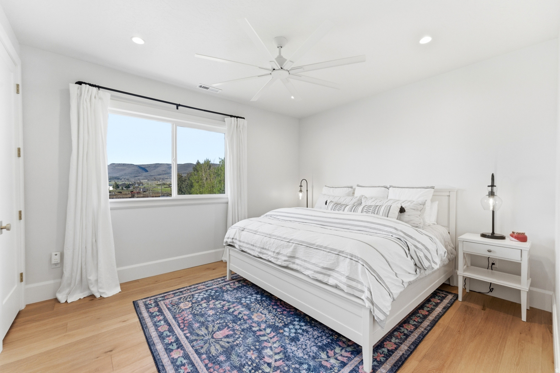 CENTER CREEK MEADOWS - Residential