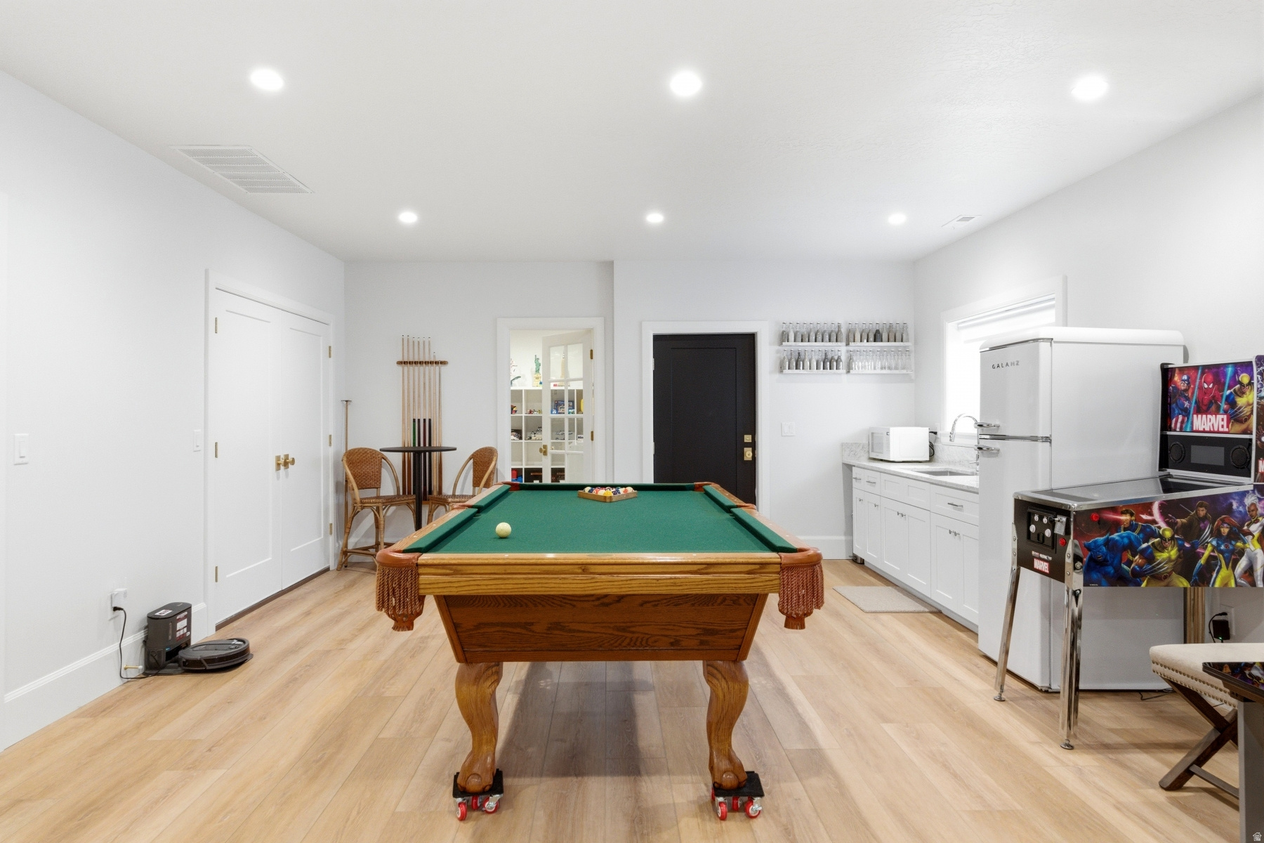 CENTER CREEK MEADOWS - Residential