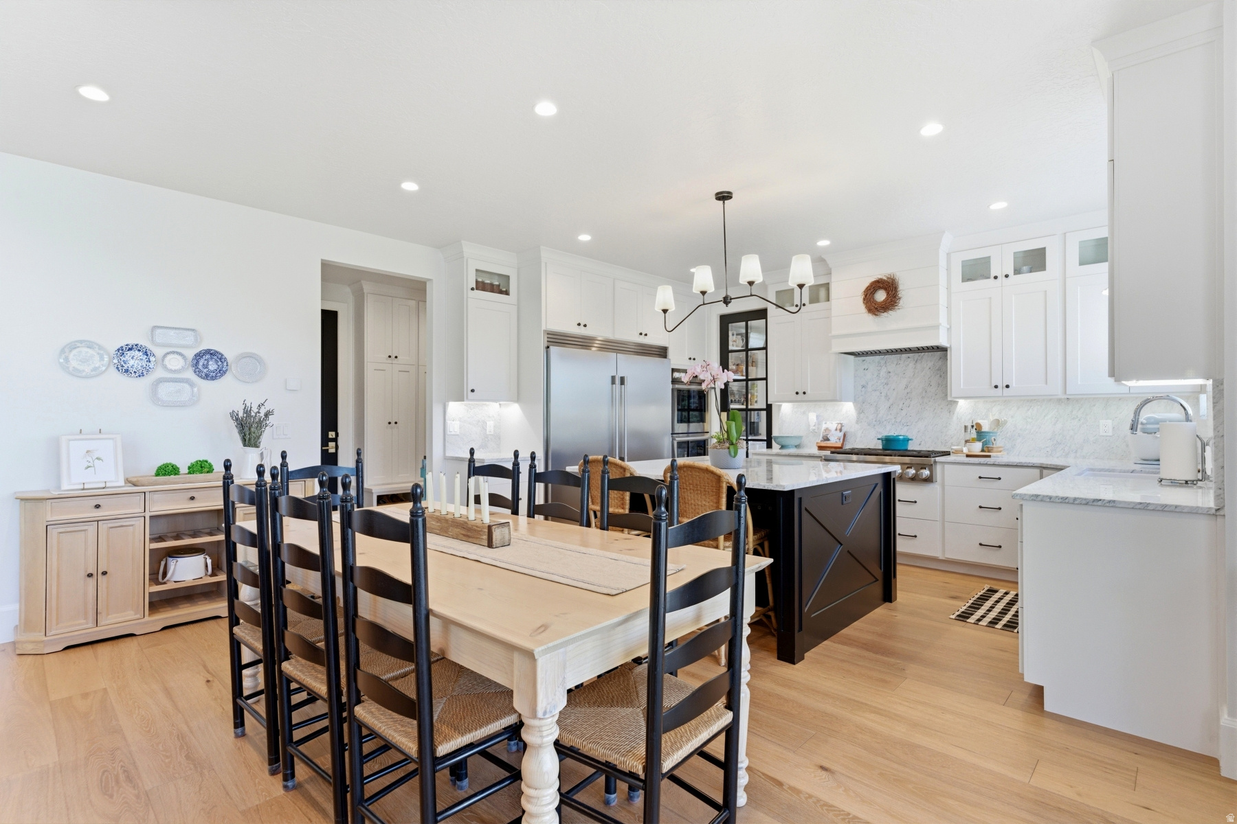 CENTER CREEK MEADOWS - Residential