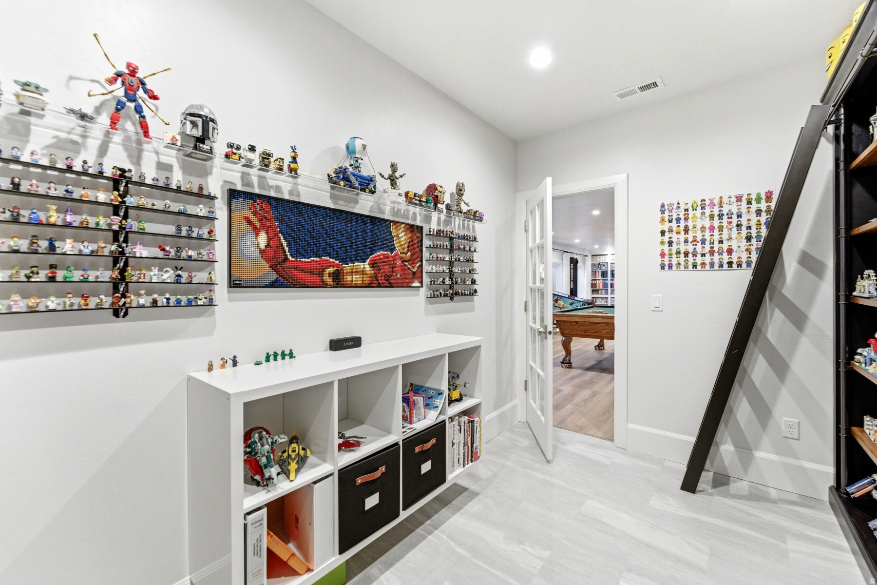 CENTER CREEK MEADOWS - Residential