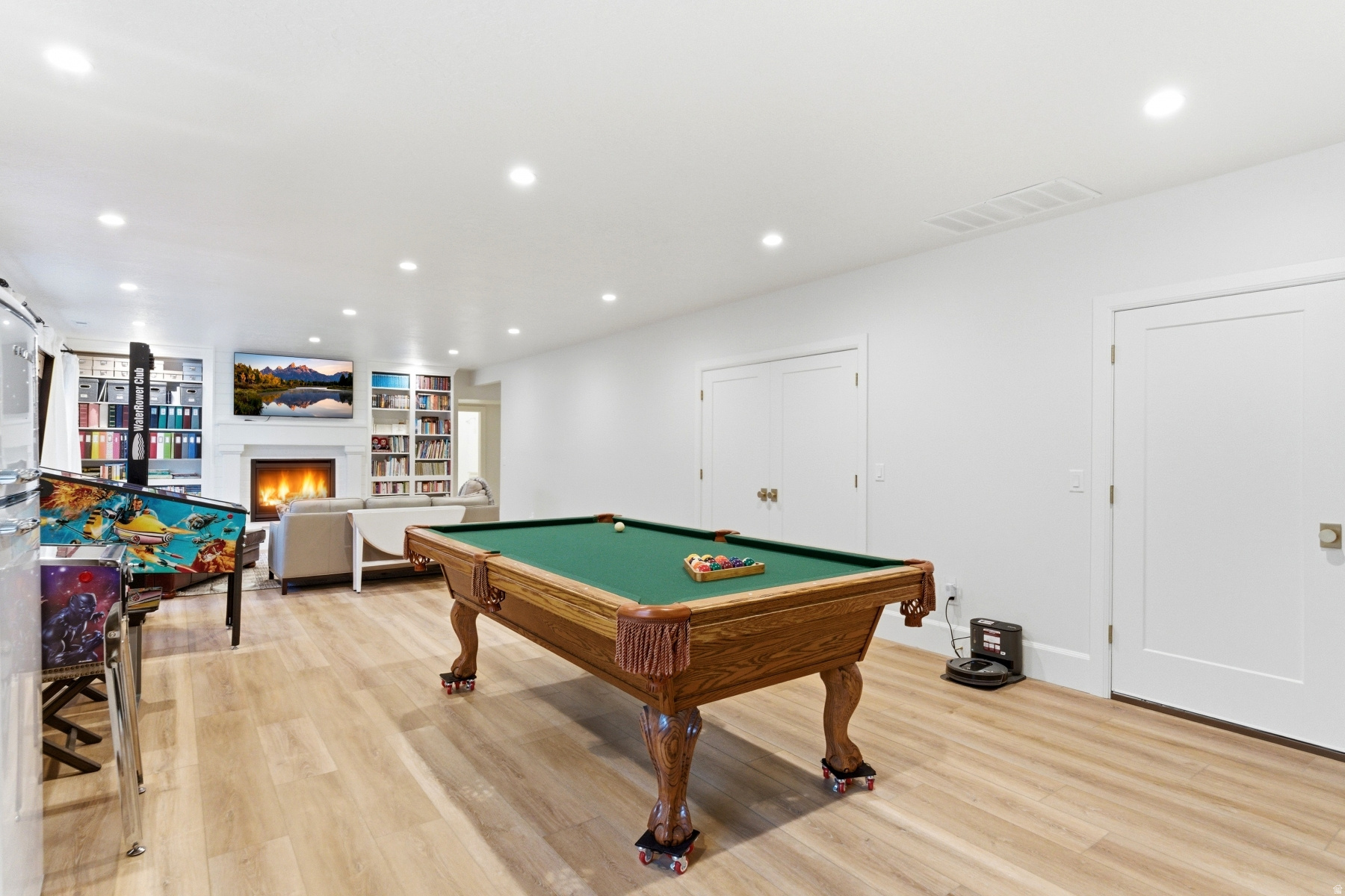 CENTER CREEK MEADOWS - Residential