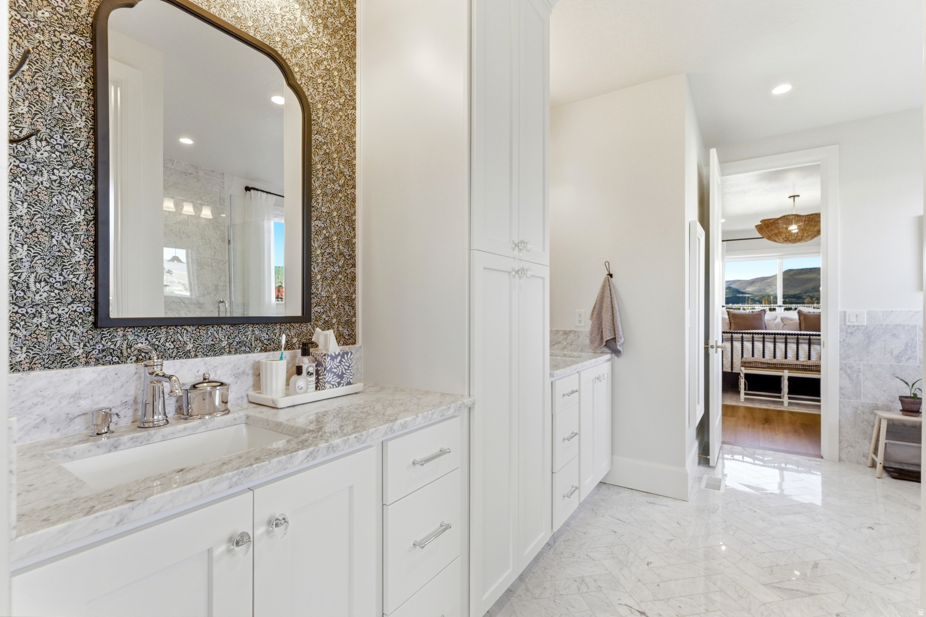 CENTER CREEK MEADOWS - Residential