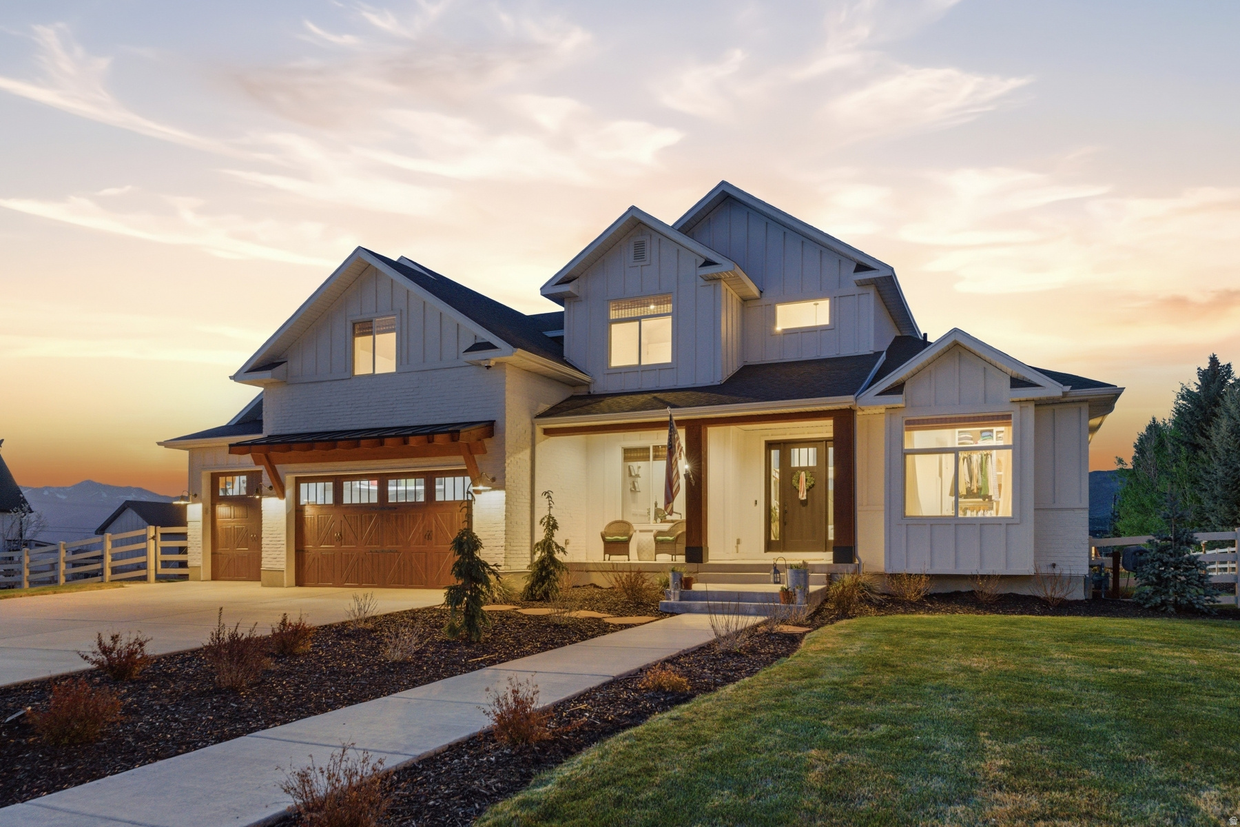 CENTER CREEK MEADOWS - Residential