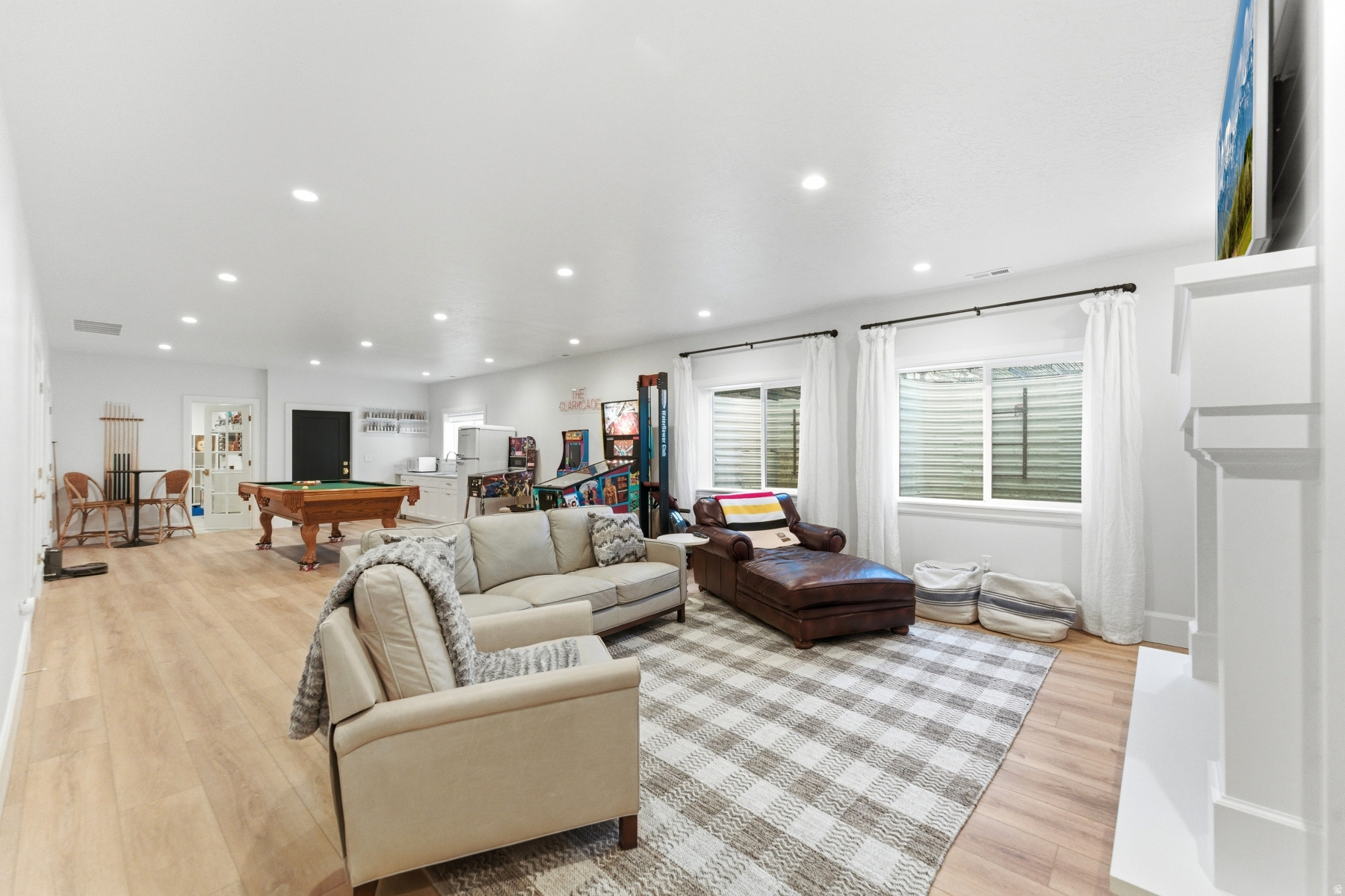 CENTER CREEK MEADOWS - Residential