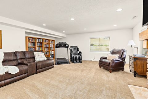 Tiny photo for 1965 W SILVER LEAF DR, Mapleton, UT 84664 (MLS # 2153036)