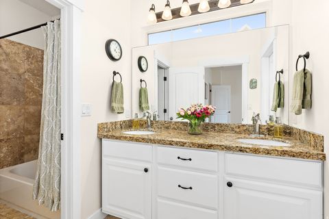 Tiny photo for 1965 W SILVER LEAF DR, Mapleton, UT 84664 (MLS # 2153036)