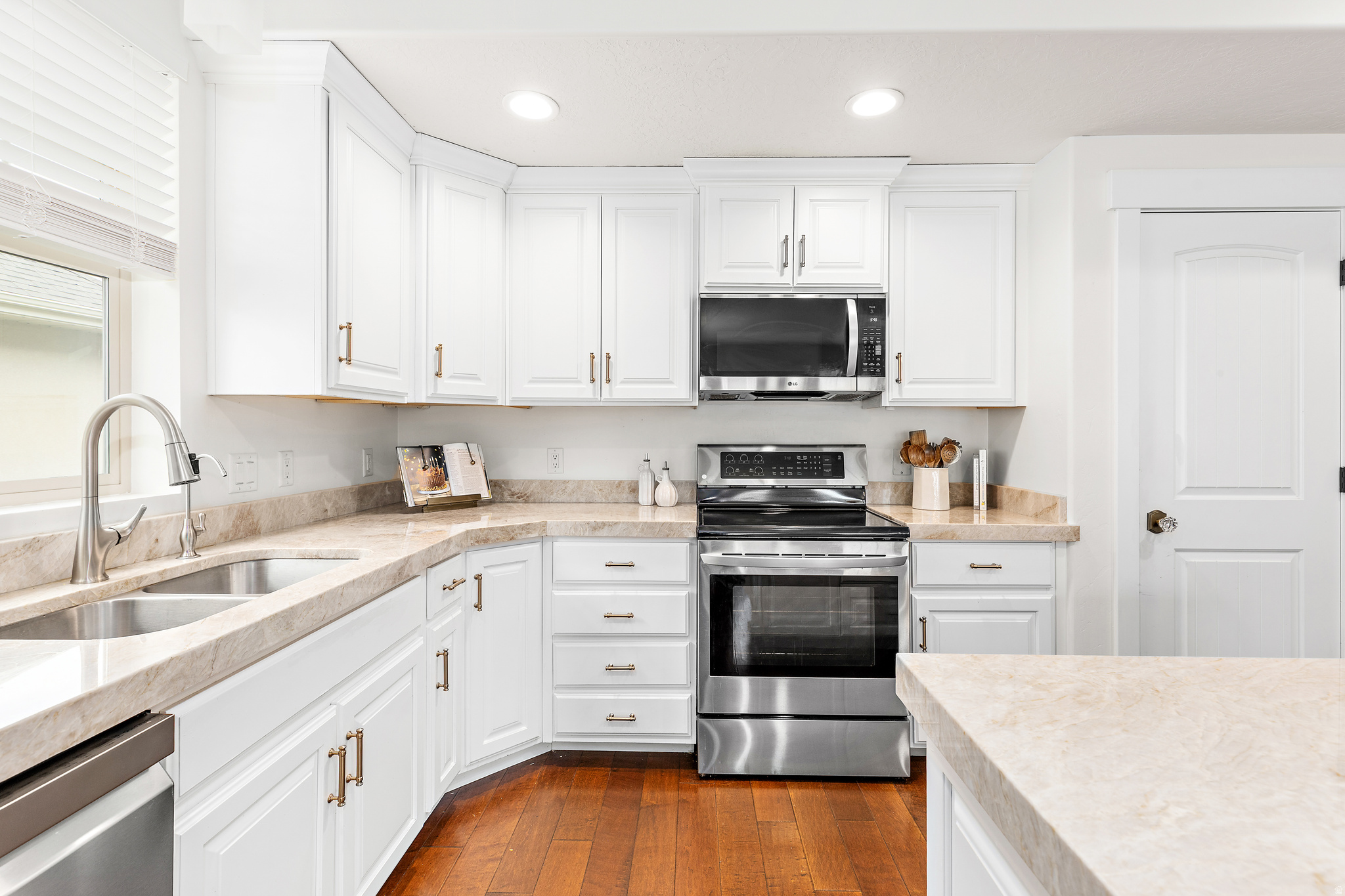 HARVEST PARK - Residential