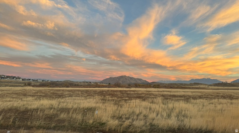 SUMMIT RIDGE - Residential