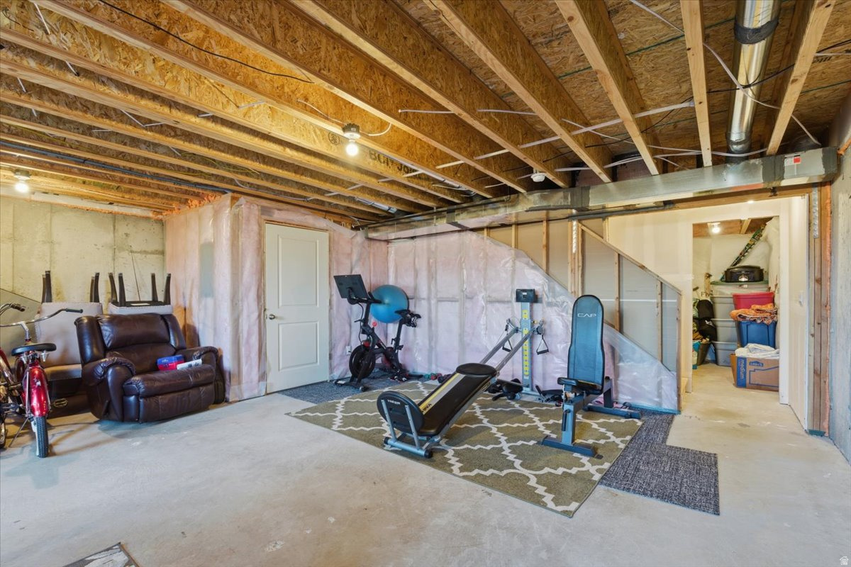 SUMMIT RIDGE - Residential