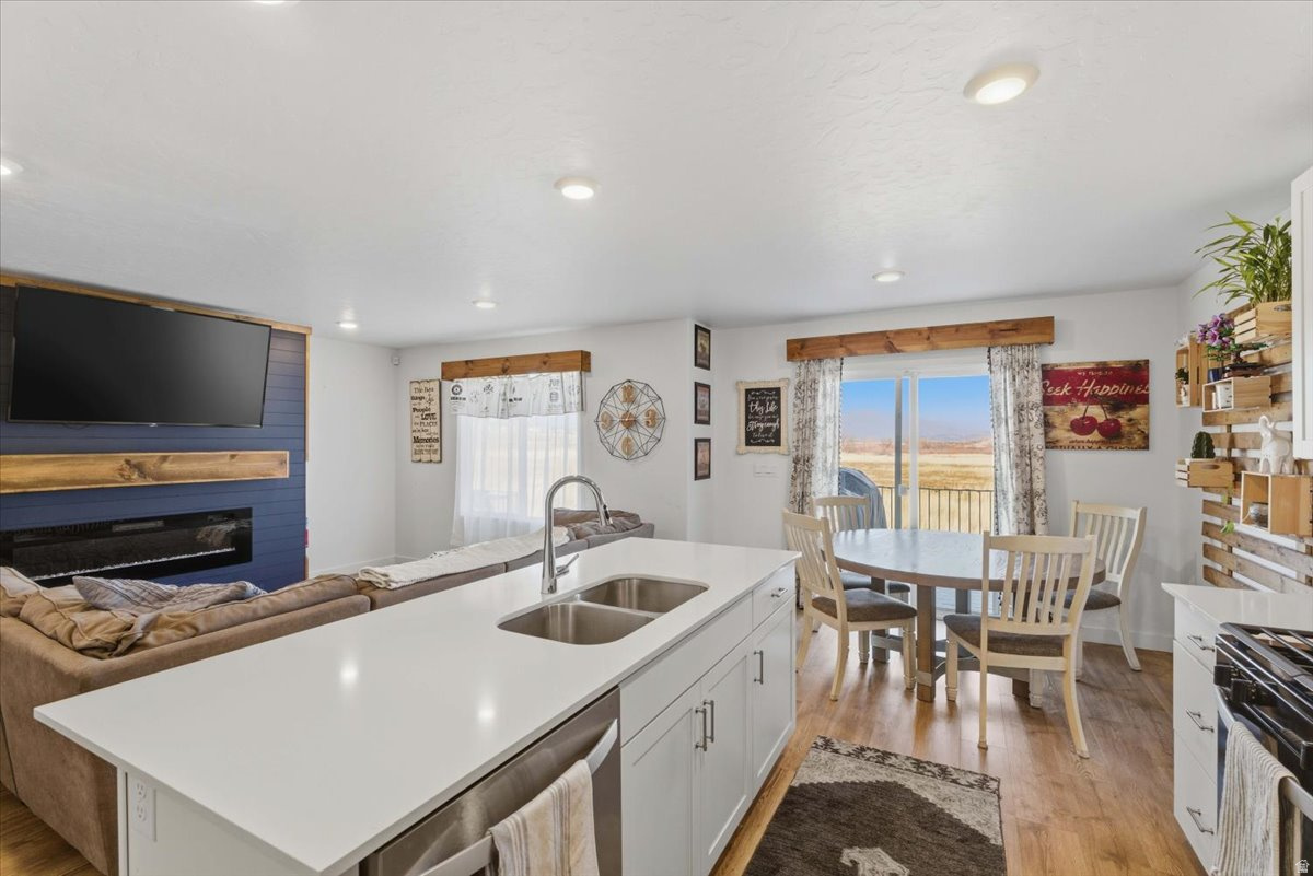 SUMMIT RIDGE - Residential