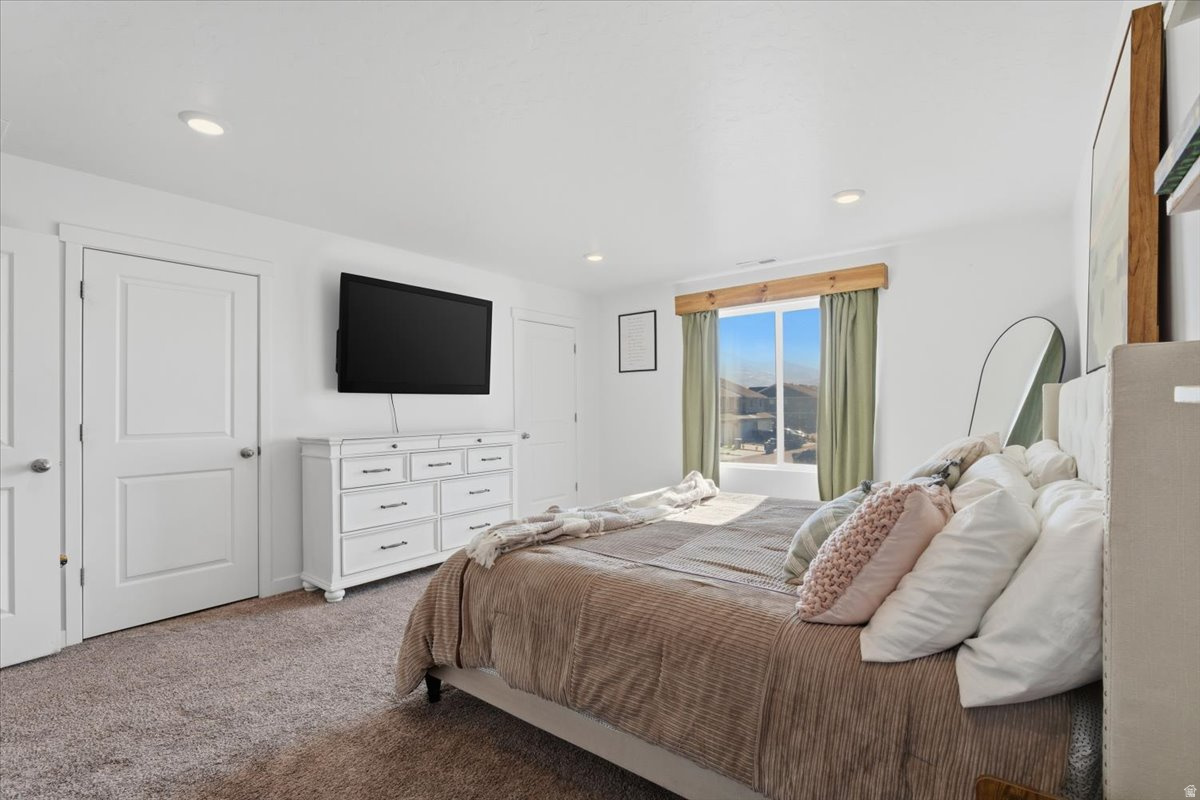 SUMMIT RIDGE - Residential